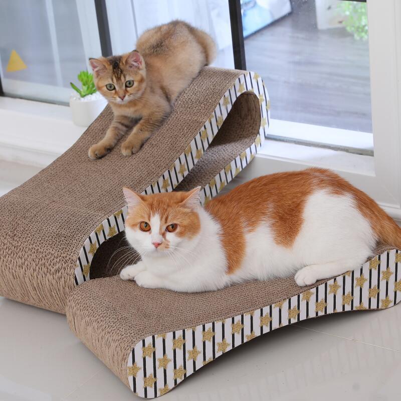 The Ultimate Cat Haven: All-In-One Crumb-Free Cat Scratcher